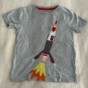 Mini Boden Space Craft Appliqué Short Sleeve Tee 5/6 YO